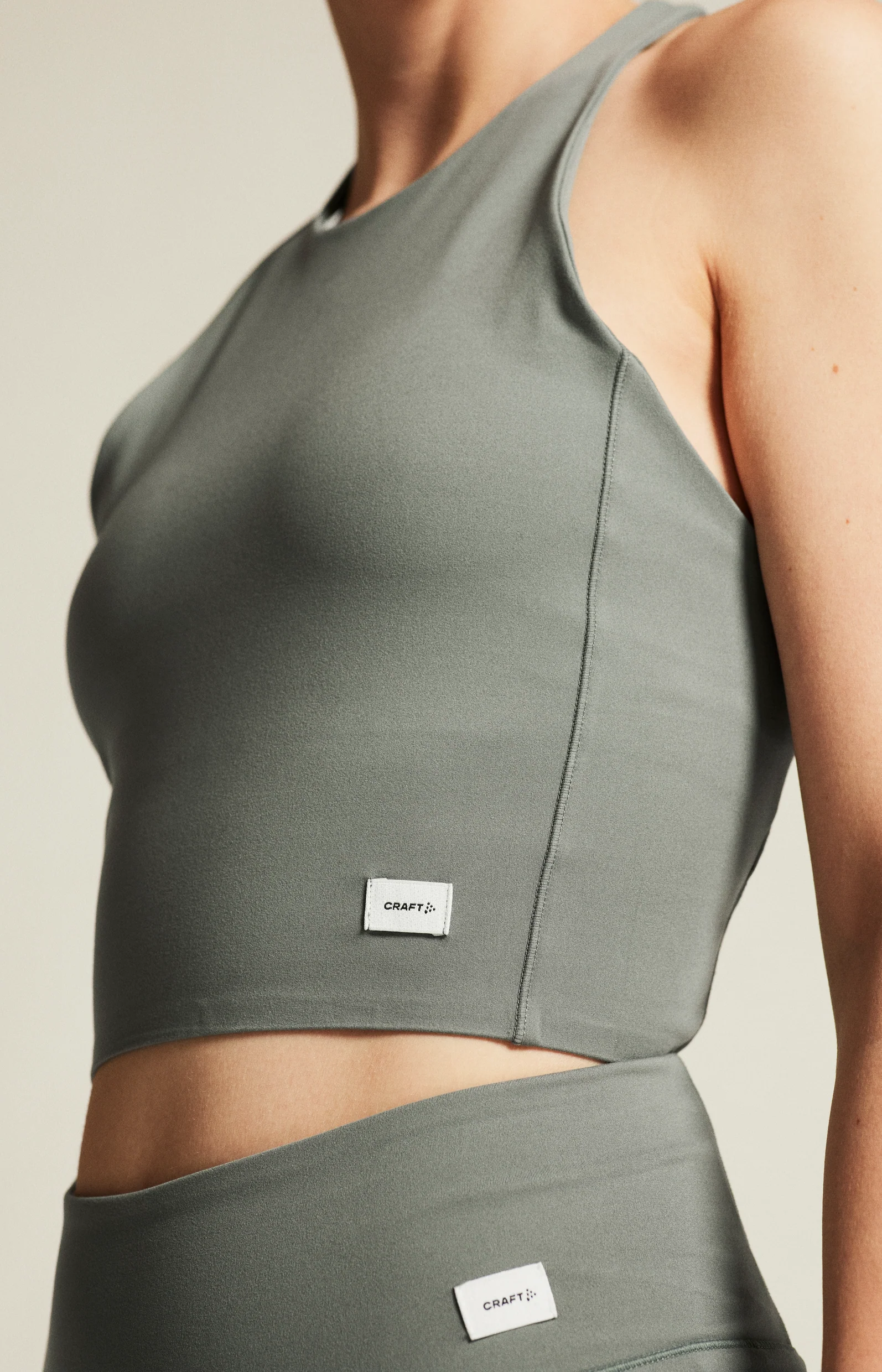 Craft Collective Cropped Singlet | Leaf - Image 4