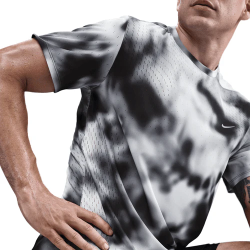 Nike Dri-FIT ADV Short-Sleeve Running Top | Black/ Reflective Silver - Image 5