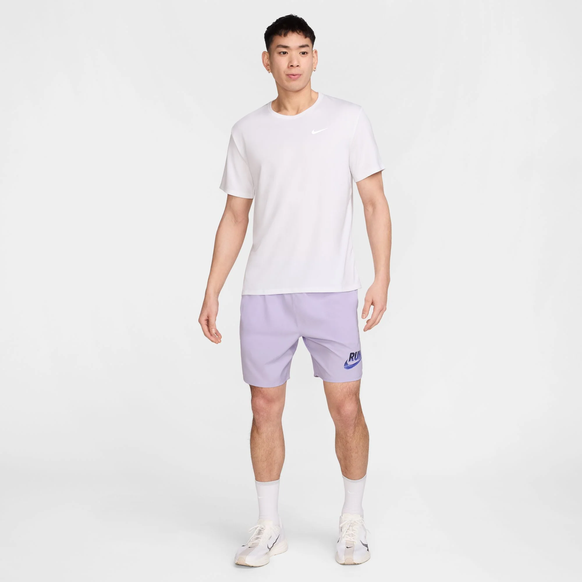 Nike Challenger Run Energy Dri-FIT 7" Unlined Shorts | Hydrangeas - Image 2