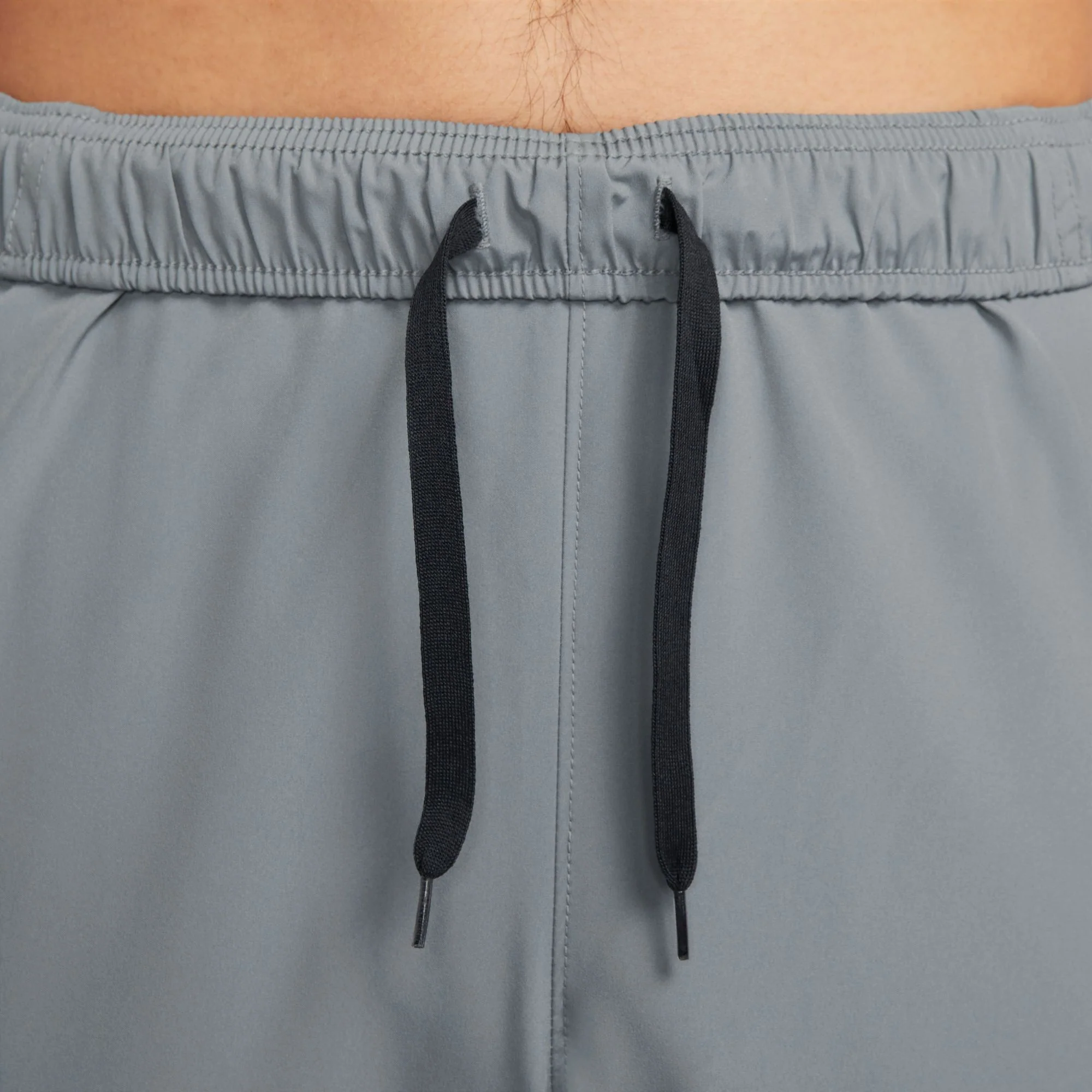 Nike Mens Dri-FIT Tapered Versatile Pants | Smoke Grey/Reflective Silver - Image 3