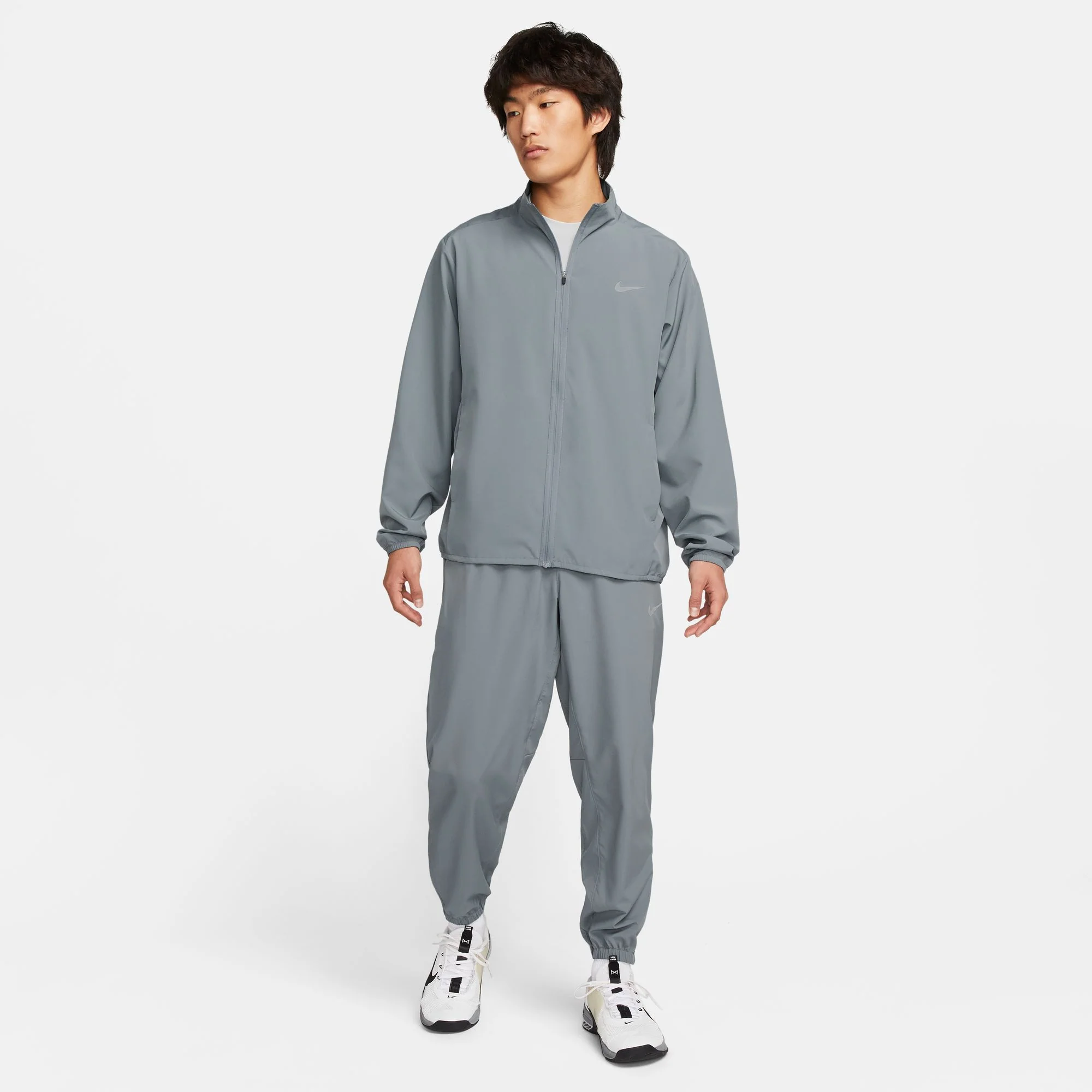Nike Mens Dri-FIT Tapered Versatile Pants | Smoke Grey/Reflective Silver - Image 7