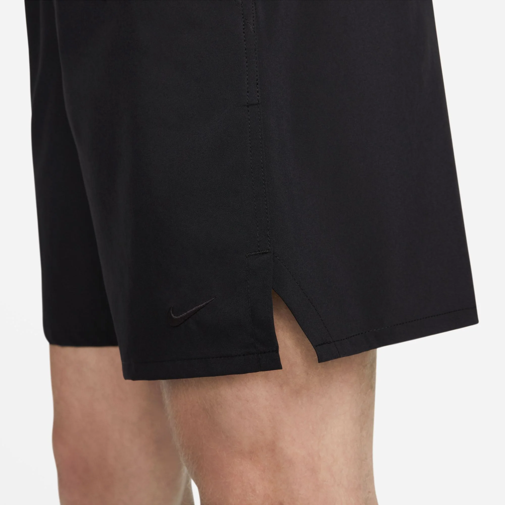 Nike Mens Unlimited Versatile 7" Unlined Shorts | Black - Image 5