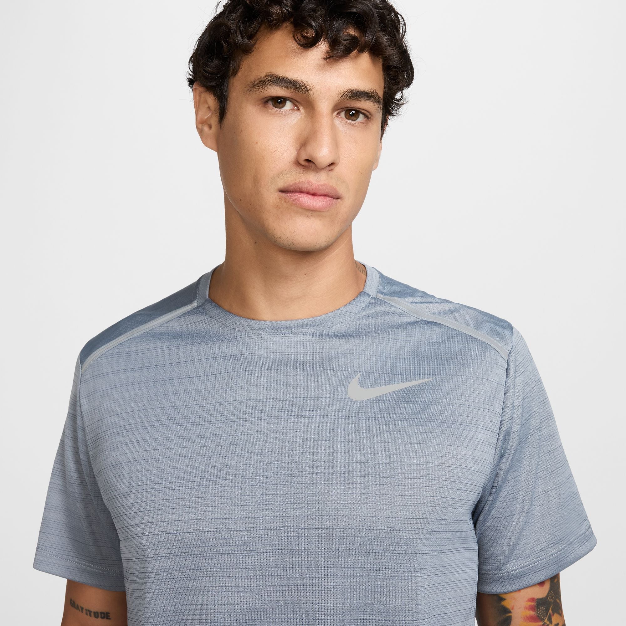 Nike Miler Short Sleeve Running Top | Cool Grey - Image 3