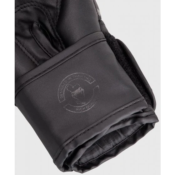 Venum Challenger 2.0 Kids Boxing Gloves | Black/Black - Image 5