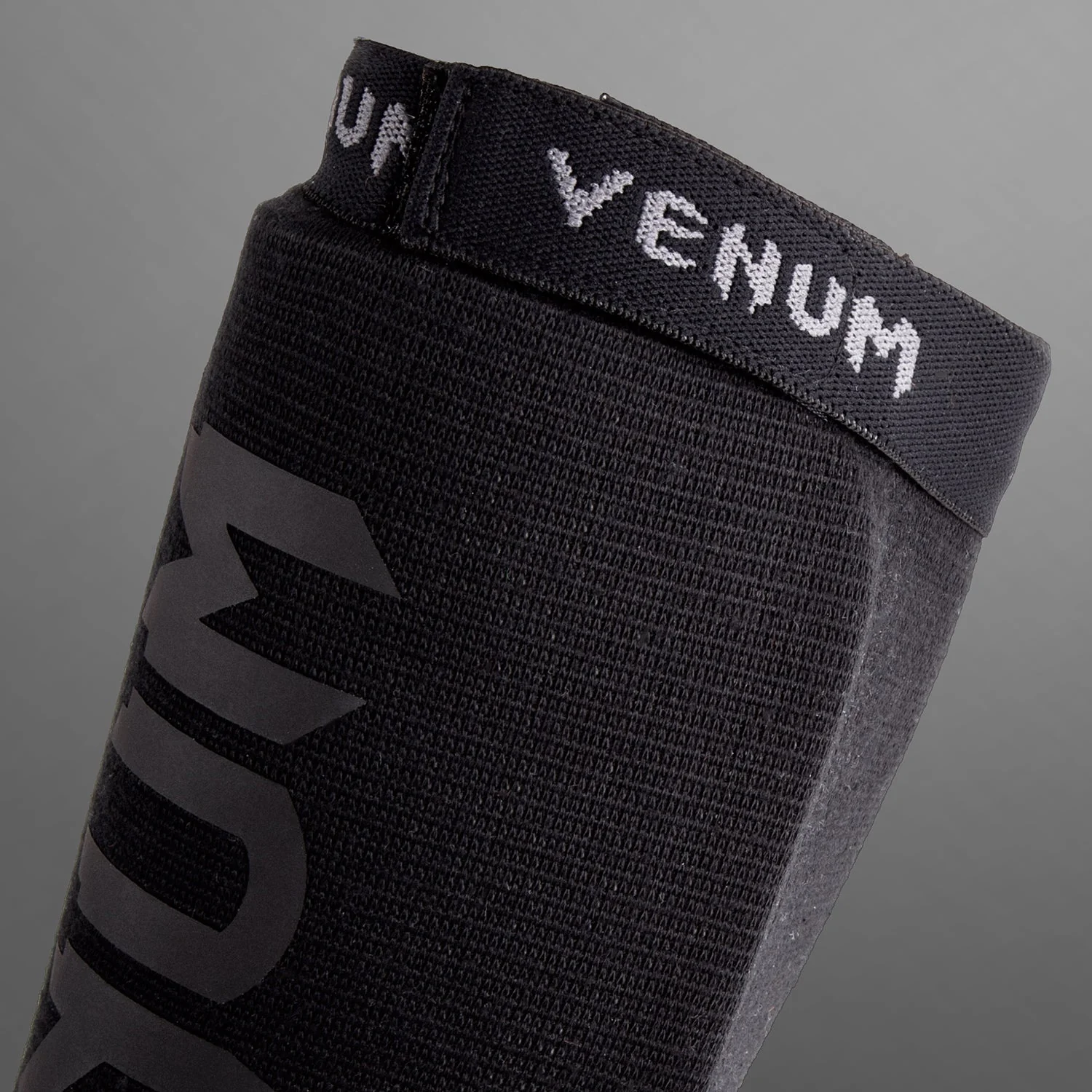 Venum Kontact Shin Guards | Black - Image 4